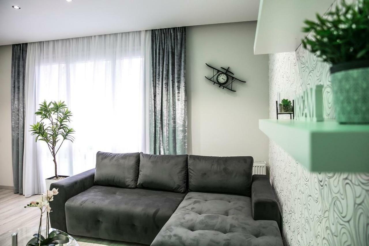 Downtown Dream Apartmans Сегед Екстериор снимка